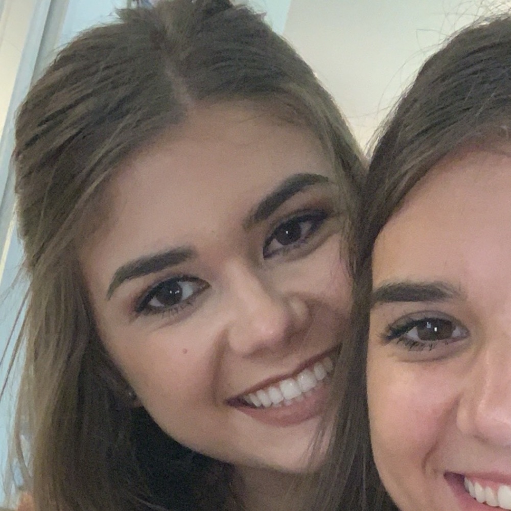 Meet your Posher, Keeley